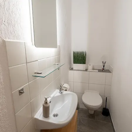 Appartement Spacious & Cozy Near