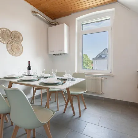 Spacious & Cozy Near Appartement